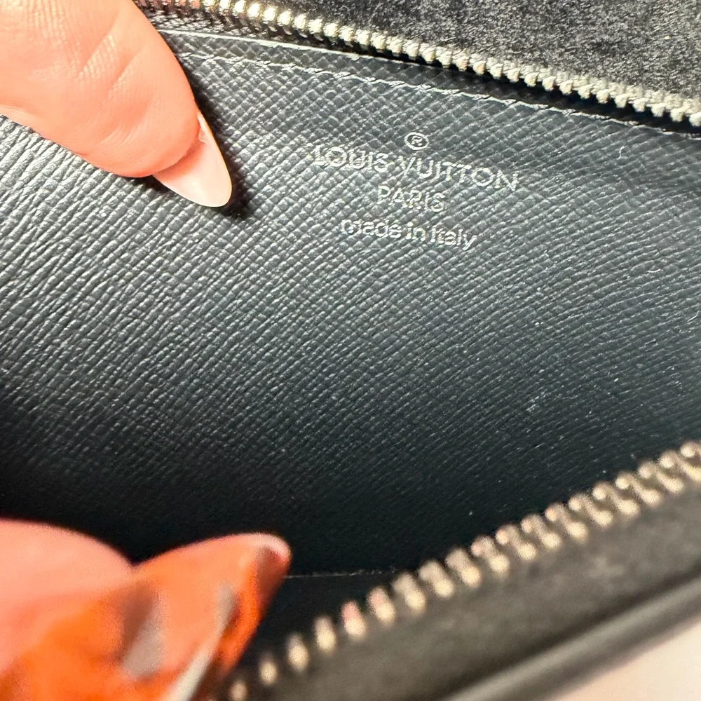 Louis Vuitton Monogram Eclipse Taiga Coin Card Holder